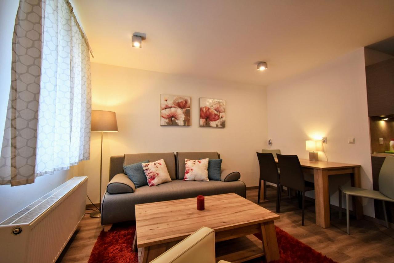 Apartment Dalibor II With Private Entrance And Private Garage Špindlerŭv Mlýn Buitenkant foto